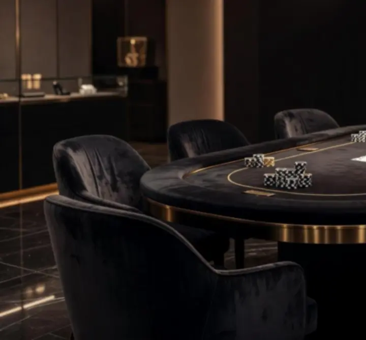 Ekskluzywny stół pokerowy w showroomie POLVIAN STAGE